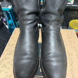 Tecovas “The Knox” Manes size 9.5D